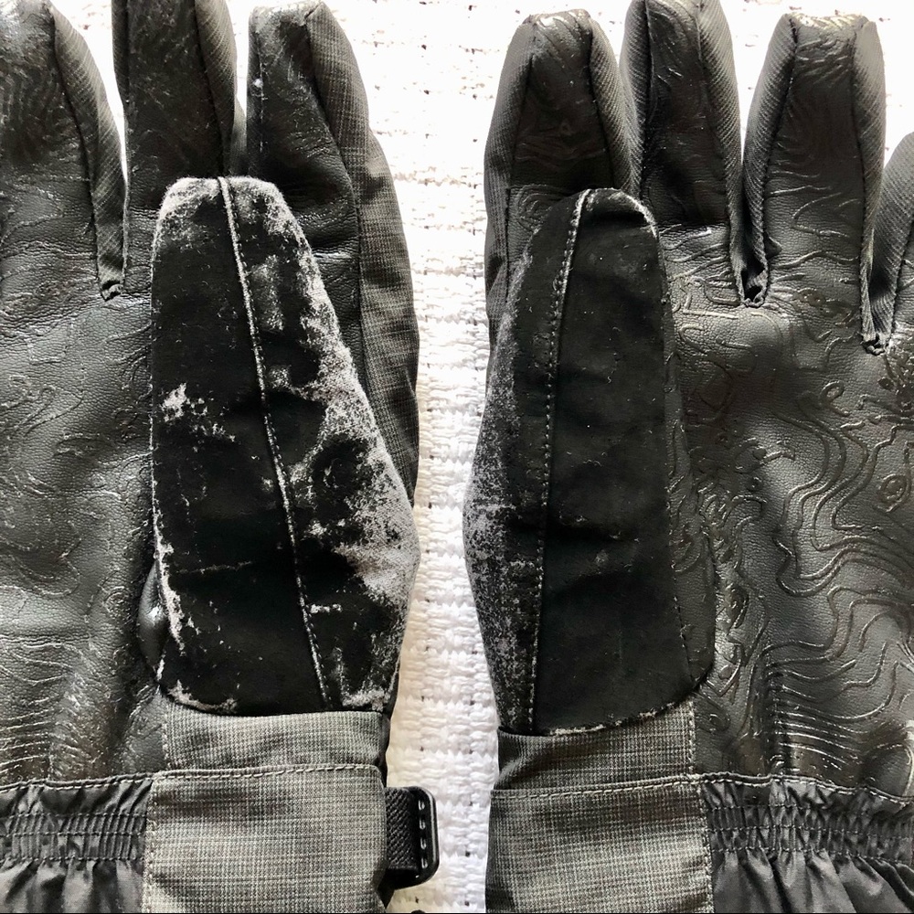 SOLD ✨ Columbia Snow Gloves - Picture 3 of 4